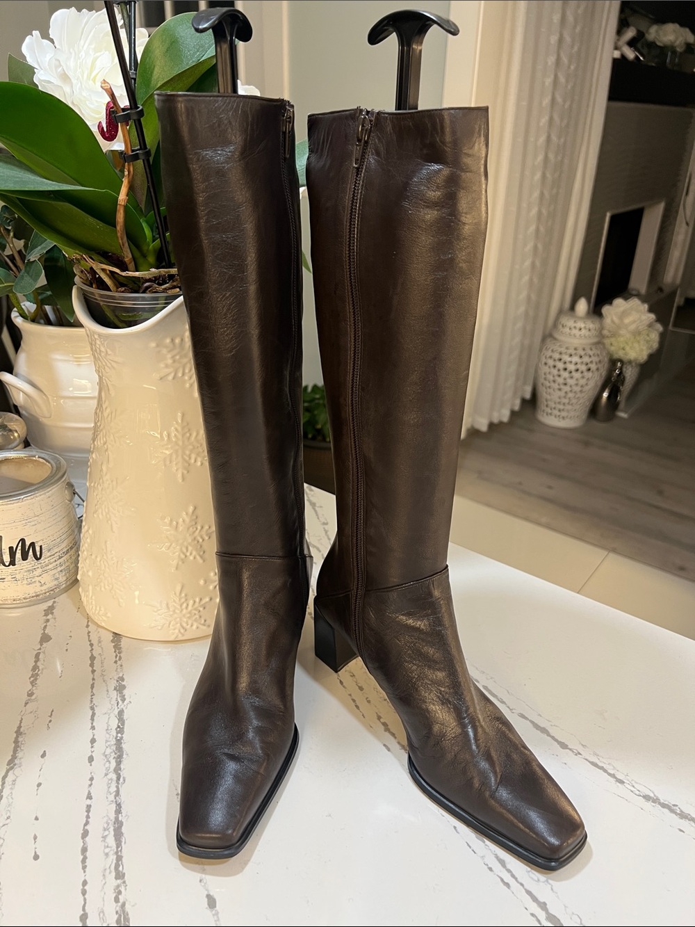 Stuart Weitzman Spain Tall Square-Toe Leather Over-Knee Boots - Brown size 7.5